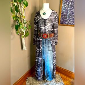 Long‎ sleeve Black/Gray Print Dress/Duster Sz 6